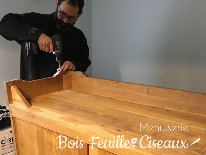 Recoupe et transformation d'un meuble en bois