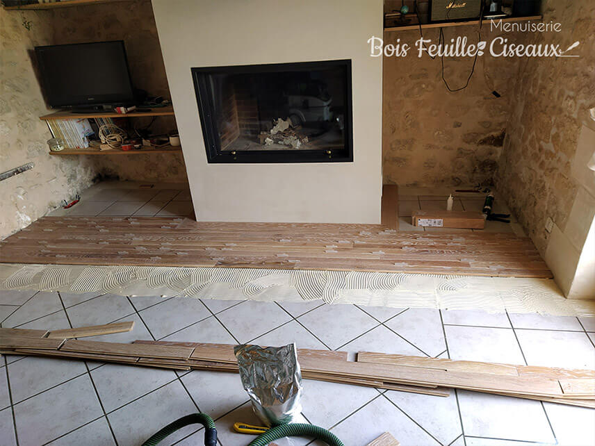 Pose de parquet en chêne massif à l'anglaise ou coupe perdue