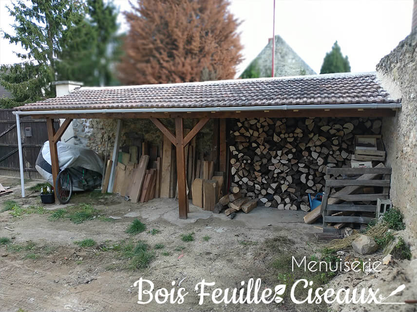 Préau à bois en chêne