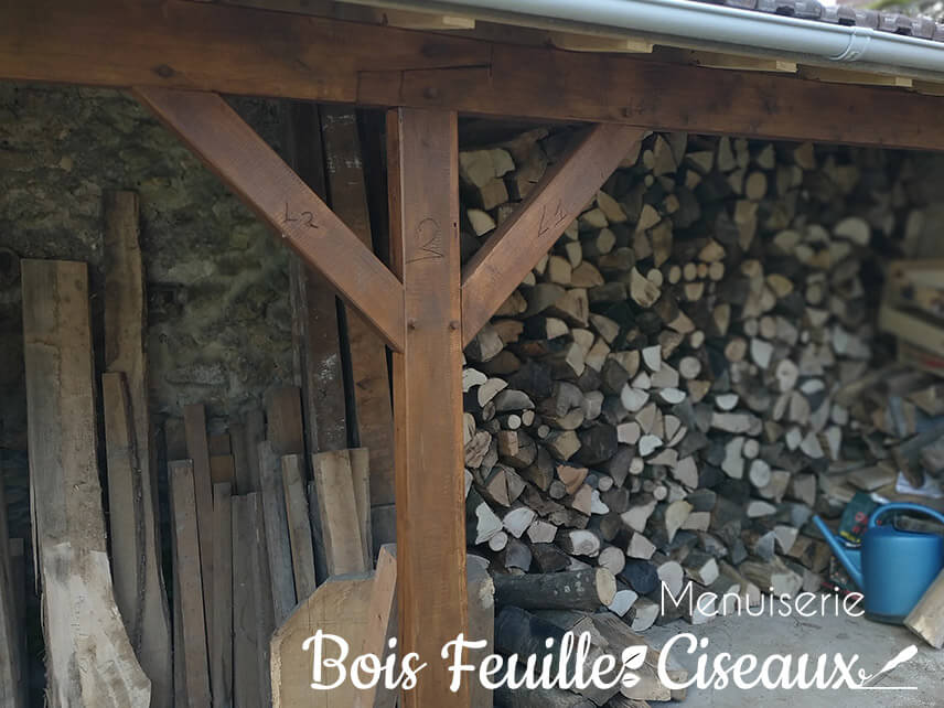 Préau à bois en chêne