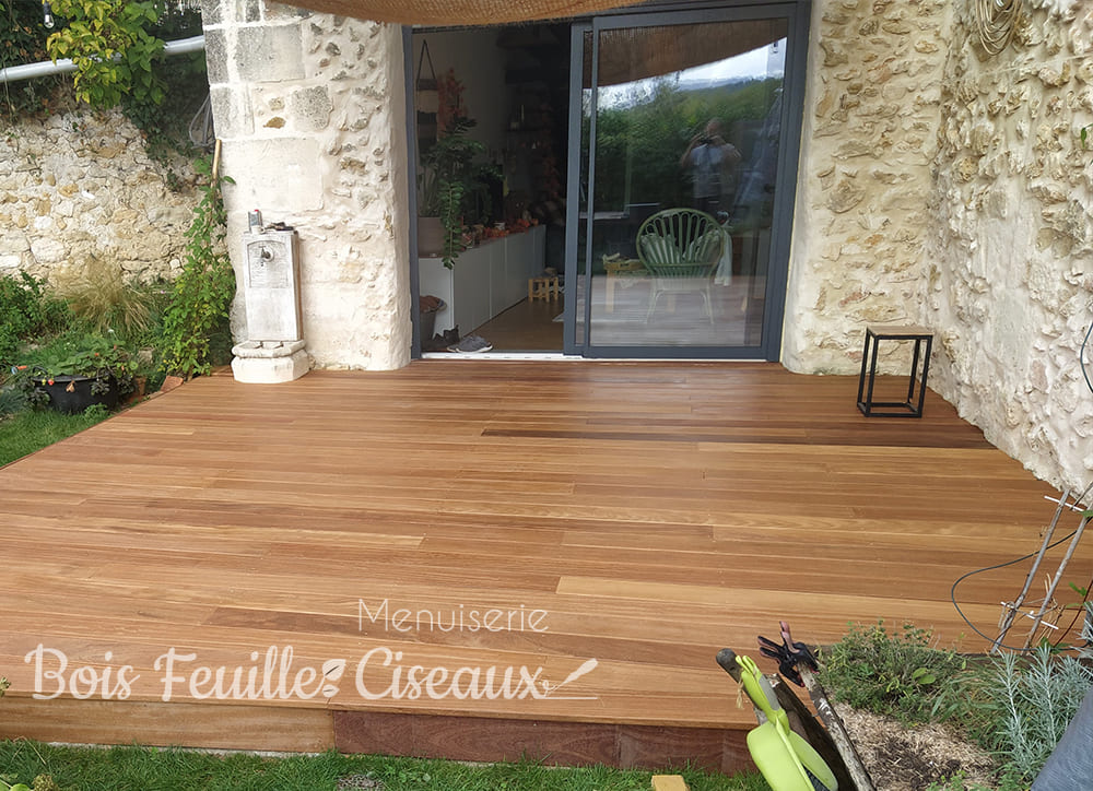 Pose d'une Terrasse en bois Exotique