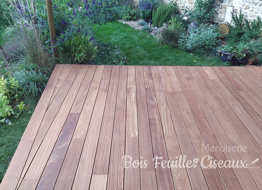 Pose d'une Terrasse en bois Exotique